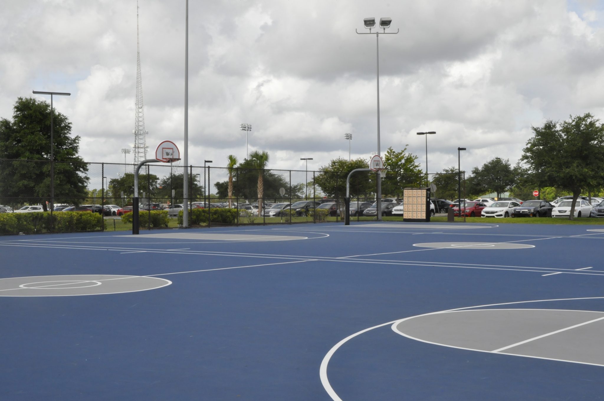 UCF Outdoor Basketball Courts