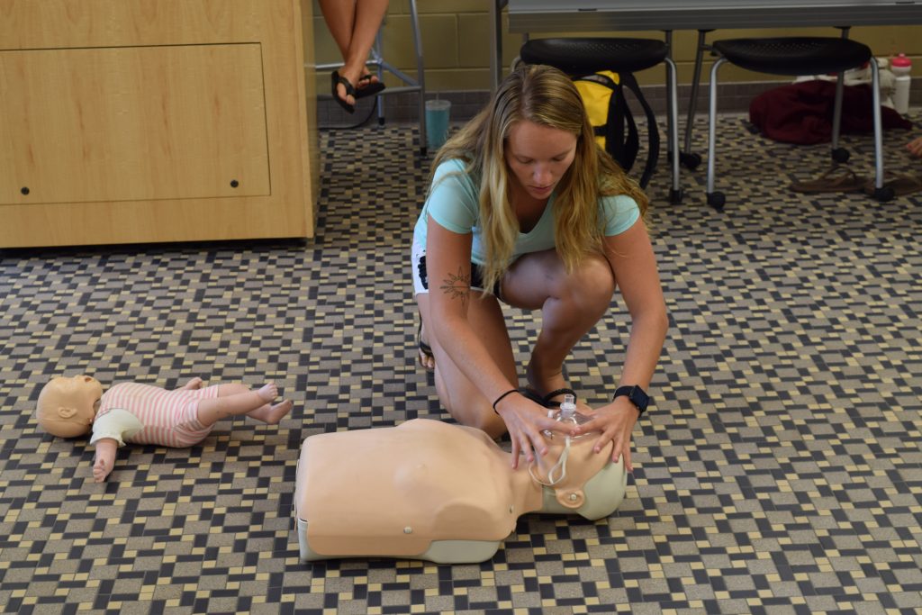 Student training in CPR/AED in the RWC Wet Classroom